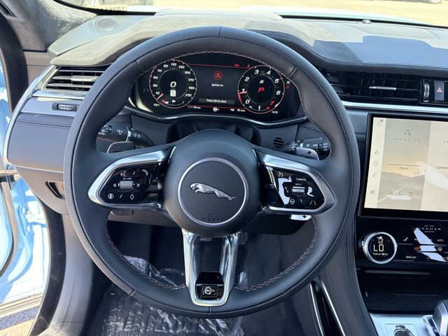 2026 Jaguar F-Pace SVR - Photo 7