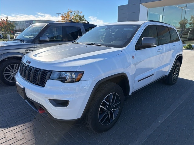 2021 Jeep Grand Cherokee Trailhawk's photo