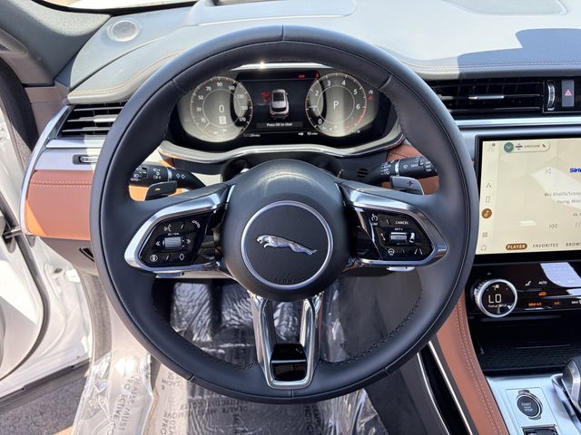 2026 Jaguar F-Pace R-Dynamic S - Photo 7