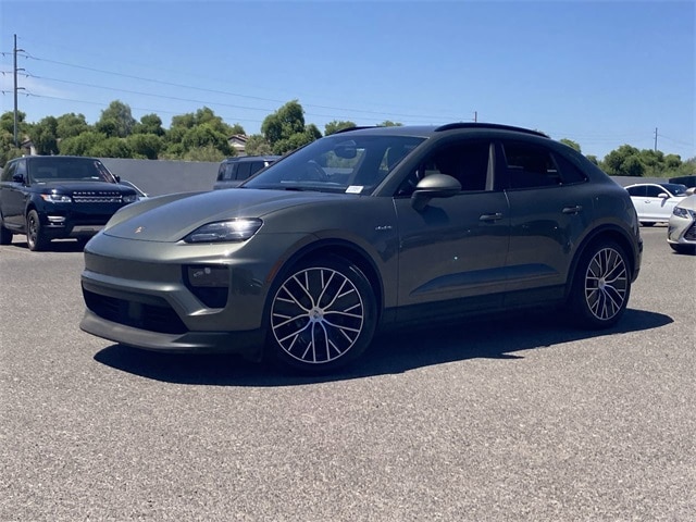 Used 2024 Porsche Macan Base with VIN WP1AA2XA9RL001506 for sale in Glendale, AZ