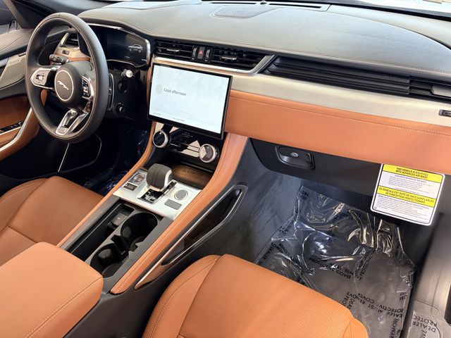 2026 Jaguar F-Pace R-Dynamic S - Photo 10