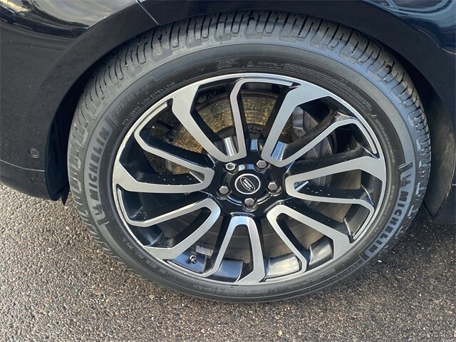 2018 Land Rover Range Rover Sport HSE photo 4