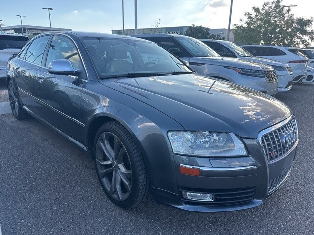 2008 Audi S8 photo 4