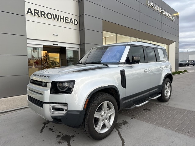 2020 Land Rover Defender SE