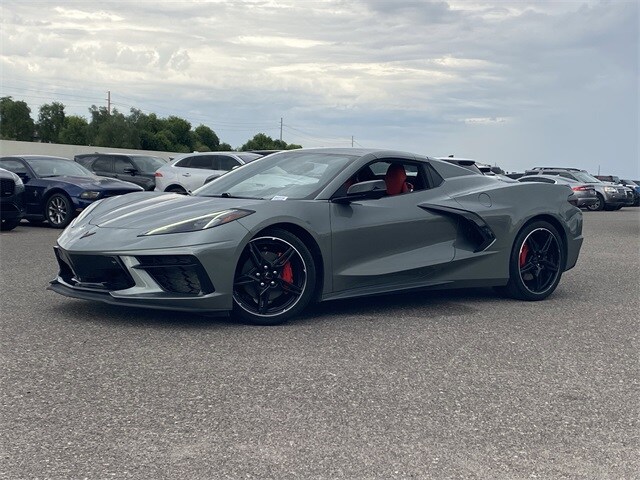 2022 Chevrolet Corvette Stingray 2LT Convertible photo 2