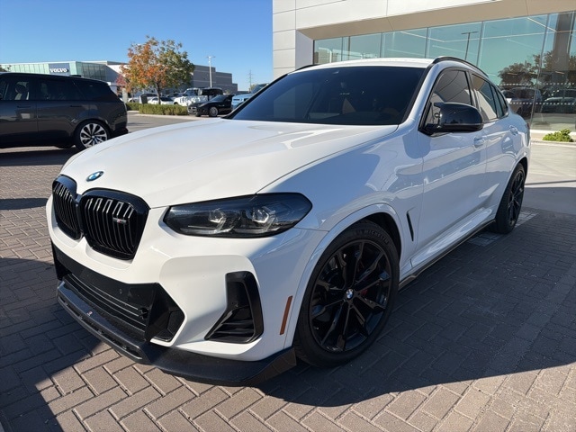 2023 BMW X4 M40i's photo