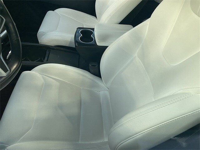 2018 Tesla Model X 75D photo 4