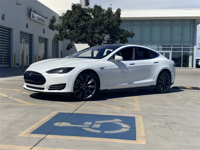 Used 2015 Tesla Model S Performance with VIN 5YJSA1E47FF114269 for sale in Glendale, AZ