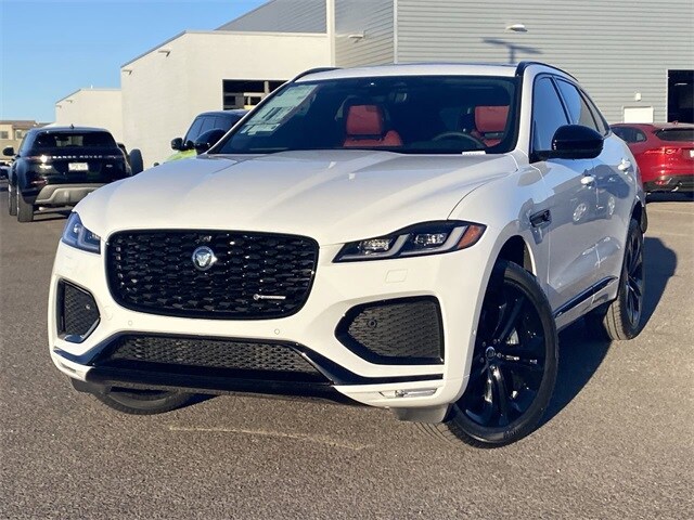 2025 Jaguar F-PACE P250 R-Dynamic S photo 3