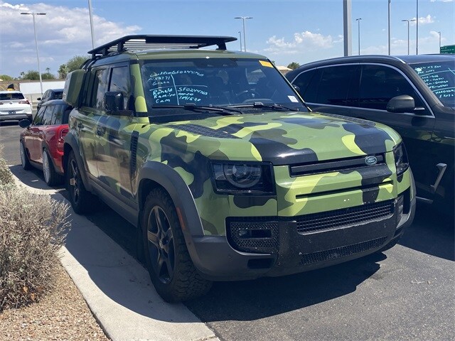 2020 Land Rover Defender SE photo 3