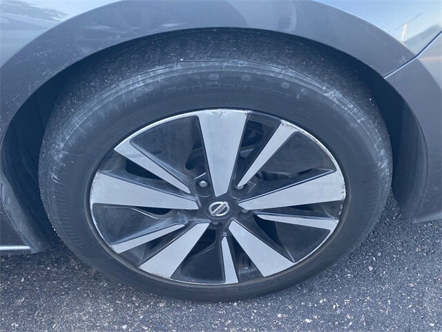 2021 Nissan Altima 2.5 SV photo 4