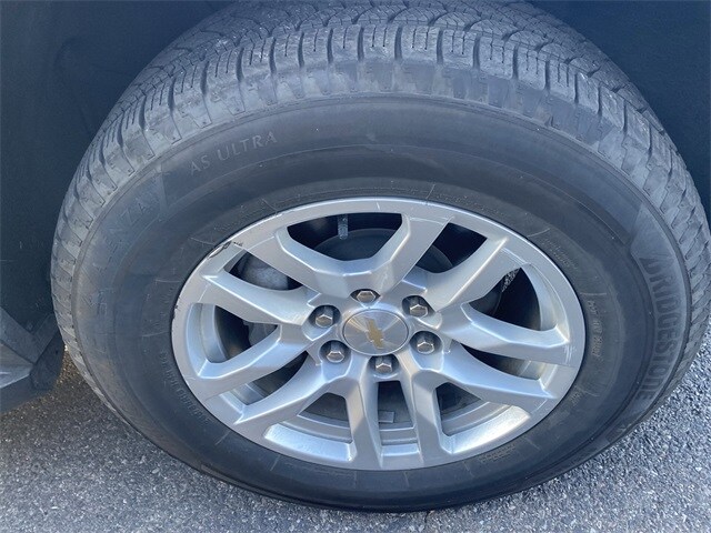 2023 Chevrolet Tahoe LT photo 4