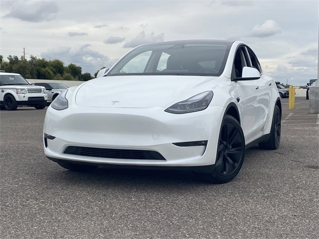 Used 2025 Tesla Model Y Long Range with VIN 7SAYGAEE0SF294323 for sale in Northfield, Minnesota