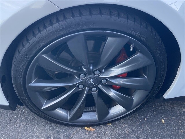 2015 Tesla Model S P85D AWD photo 4