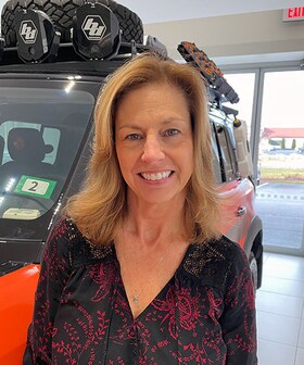Staff member Karen Bussing from ID_8313c59a8713