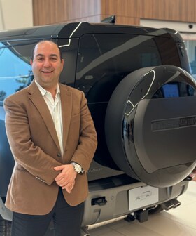 Staff member Mani Sarani from ID_43171b9e80d6