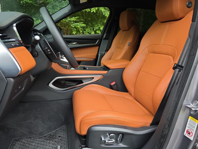 2026 Jaguar F-Pace R-Dynamic S - Photo 19