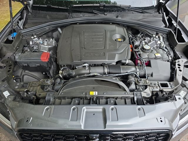 2026 Jaguar F-Pace R-Dynamic S - Photo 52