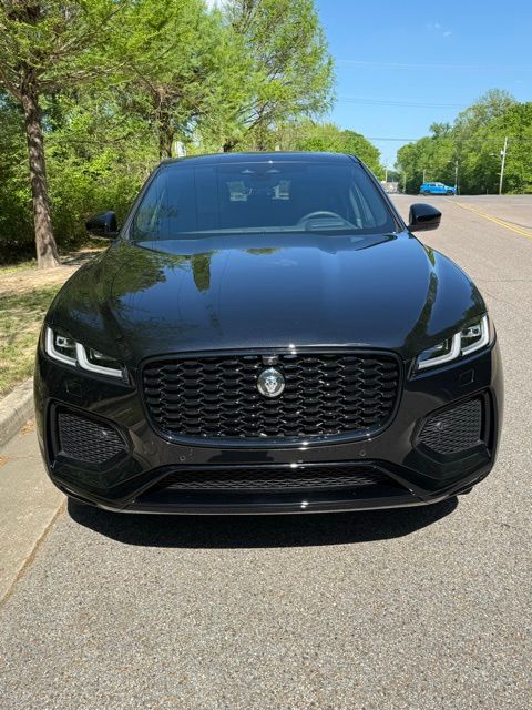 2026 Jaguar F-Pace R-Dynamic S - Photo 7