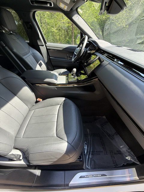 2025 Land Rover Range Rover Sport SE - Photo 9