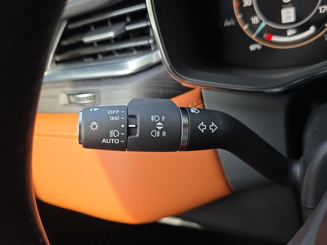 2026 Jaguar F-Pace R-Dynamic S - Photo 53