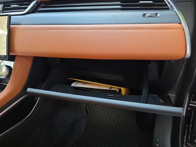 2026 Jaguar F-Pace R-Dynamic S - Photo 27