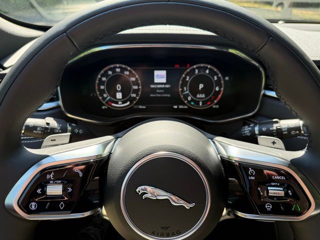 2026 Jaguar F-Pace R-Dynamic S - Photo 22