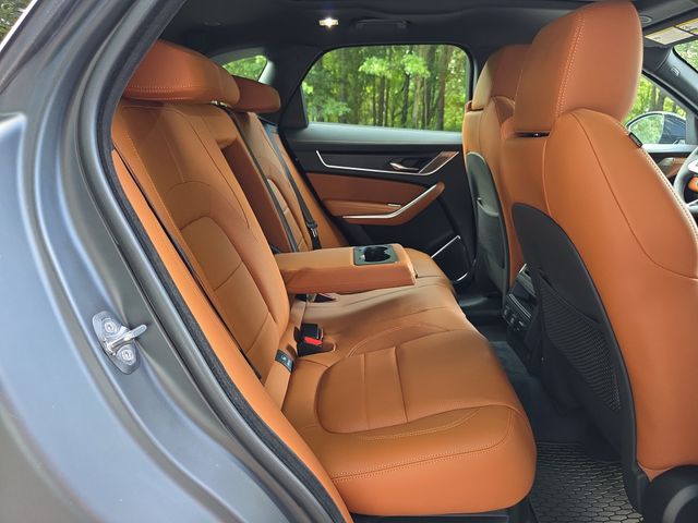 2026 Jaguar F-Pace R-Dynamic S - Photo 21