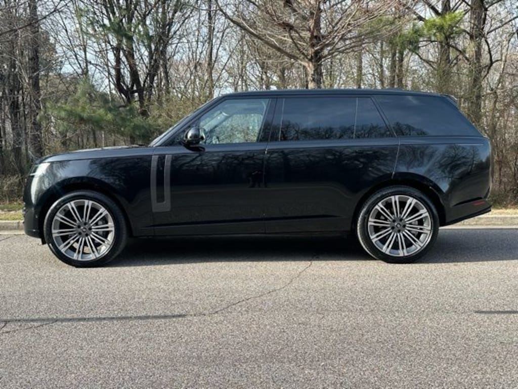 Certified 2025 Land Rover Range Rover SE SUV