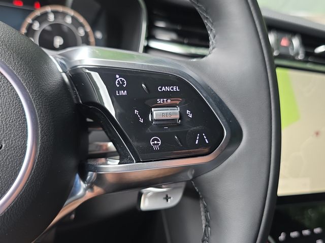 2026 Jaguar F-Pace R-Dynamic S - Photo 23