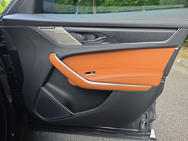 2026 Jaguar F-Pace R-Dynamic S - Photo 25