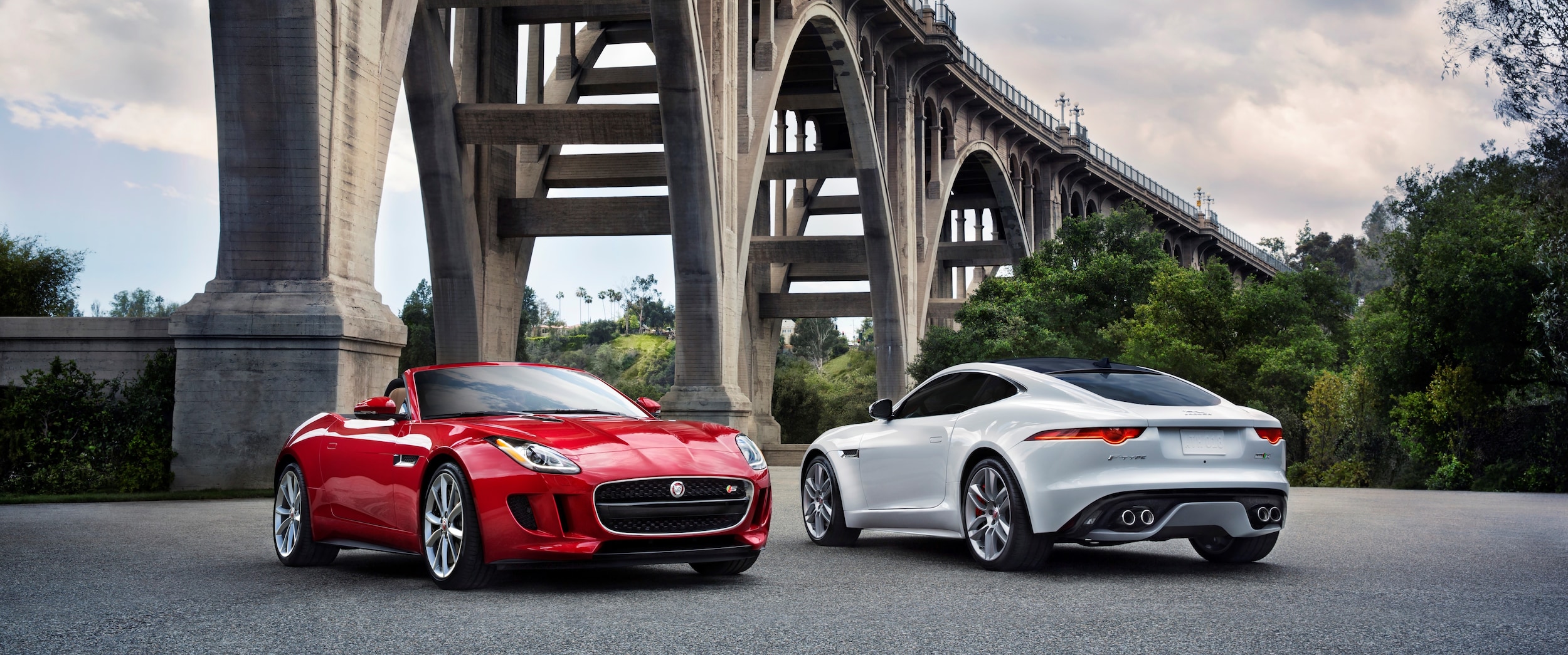 Jaguar Bluff City Jaguar Dealership in Memphis, TN