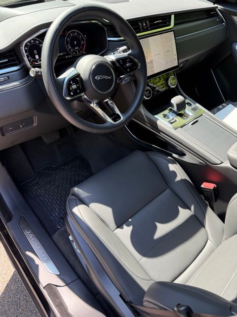 2026 Jaguar F-Pace R-Dynamic S - Photo 20