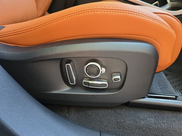 2026 Jaguar F-Pace R-Dynamic S - Photo 31