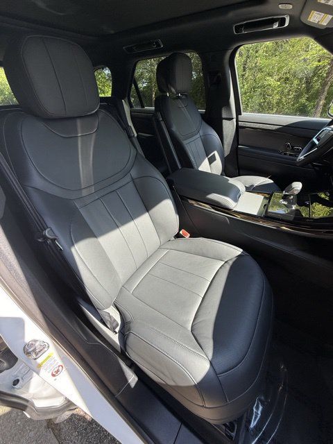 2025 Land Rover Range Rover Sport SE - Photo 10
