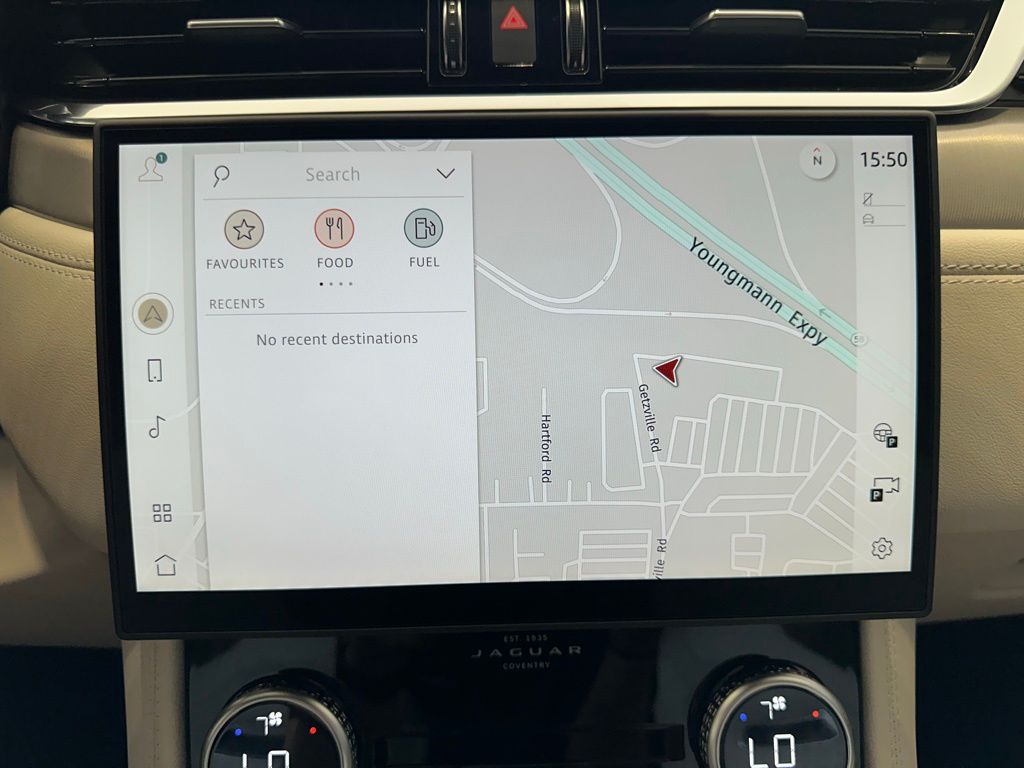 2026 Jaguar F-Pace R-Dynamic S - Photo 22