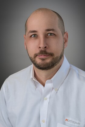 Staff member Gary Arcadi from ID_f3c488f8fea9