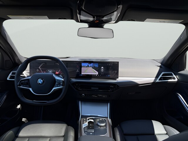 2026 BMW 3 Series 330i - Photo 9