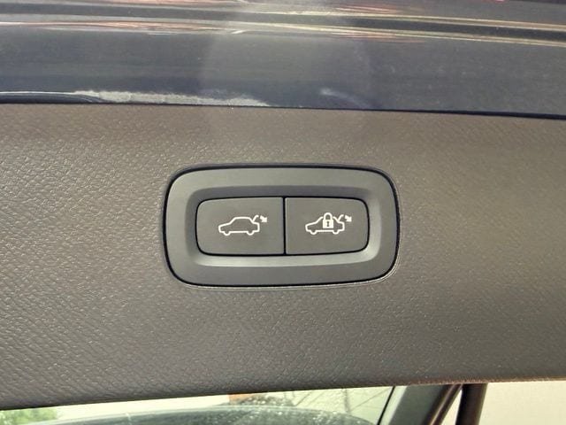 2023 Volvo XC90 Core - Photo 33