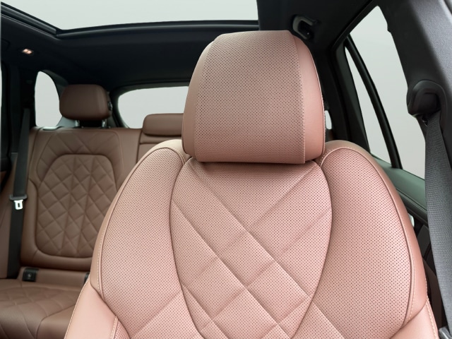 2026 BMW X5 40i - Photo 24