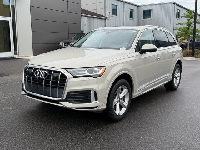2023 Audi Q7 45 Premium quattro Tiptronic's photo