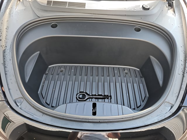 2023 Tesla Model 3 Base - Photo 18