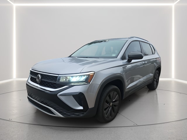 2023 Volkswagen Taos S's photo