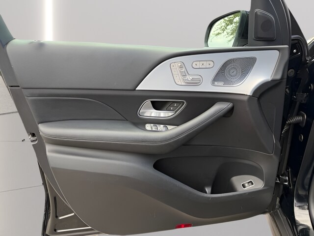 2024 Mercedes-Benz GLS Base - Photo 11