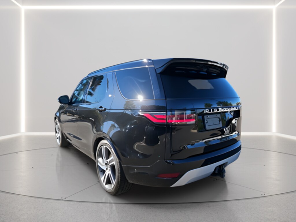 Certified 2023 Land Rover Discovery Metropolitan Edition SUV