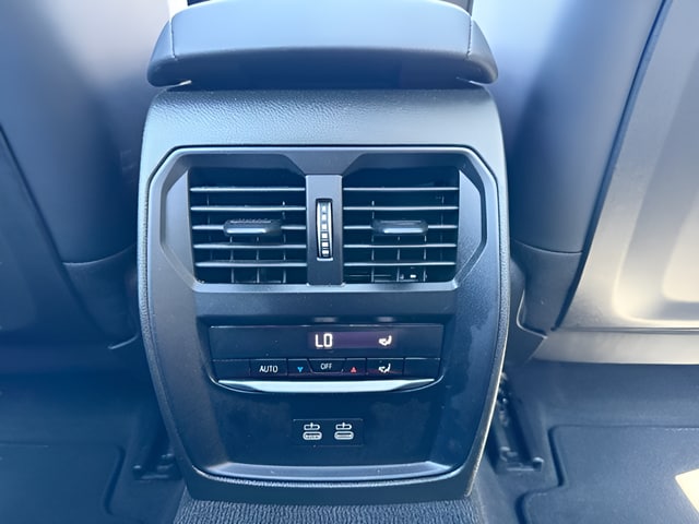 2026 BMW 3 Series 330i - Photo 29