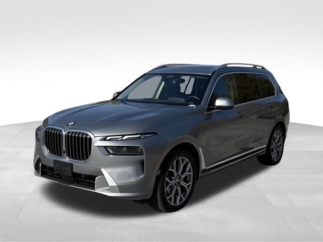 2024 BMW X7 40i's photo
