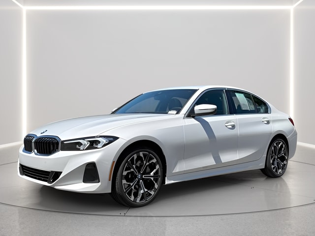 2026 BMW 3 Series 330i xDrive Sedan's photo