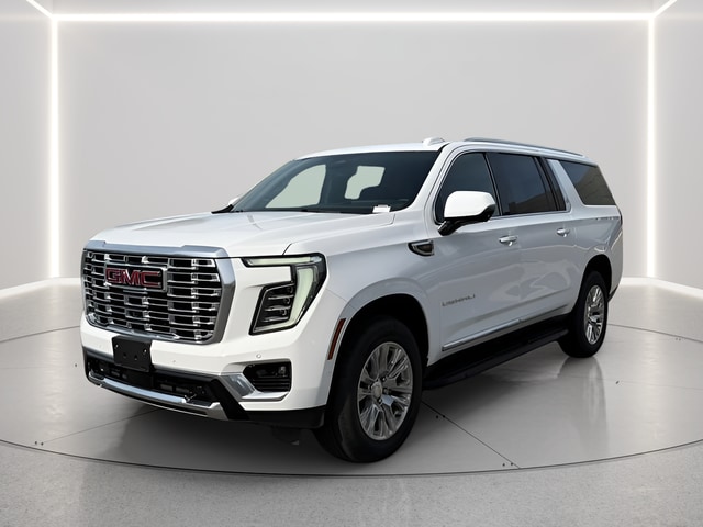 2025 GMC Yukon Denali AWD's photo