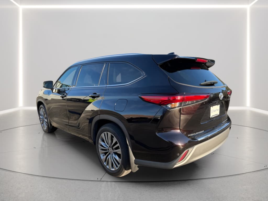 Used 2020 Toyota Highlander Platinum SUV